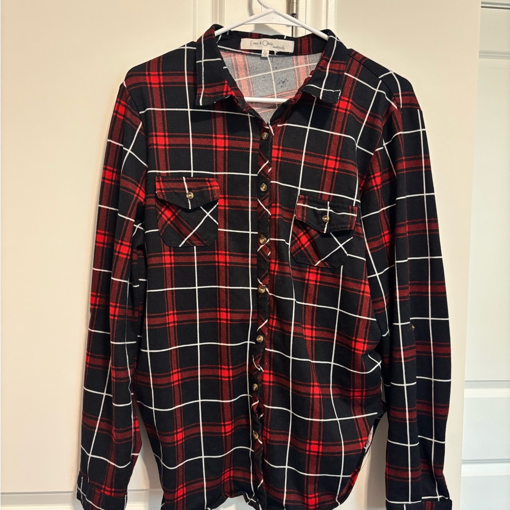 Eden & Olivia Black, Red & White Plaid Button-Down Shirt